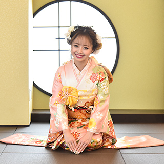 成人式振袖・卒業式袴の前撮りフォトプラン|【TAKAZEN】大阪(梅田