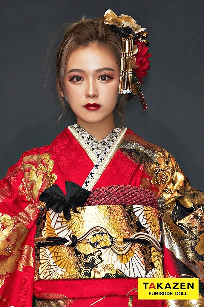 TAKAZENのレンタル振袖 ジャパンモード　赤/黒/ゴールド(金色)　本家龍柄　派手　渋い振袖　かっこいい　ギャル　厳つい　スワロフスキー付き【通販可】21046