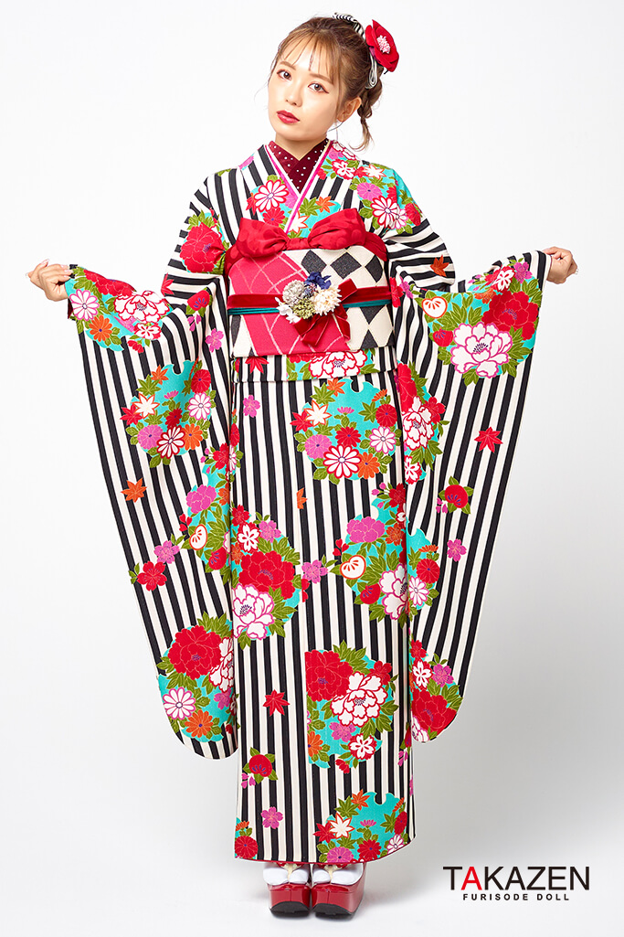 人気個性的レトロモダン 派手可愛いストライプ柄 黒 白 315 レトロ 成人式は個性的なレトロ 振袖 振袖 袴レンタルなら Takazen 大阪 心斎橋 堺 兵庫 神戸 奈良の店舗へ