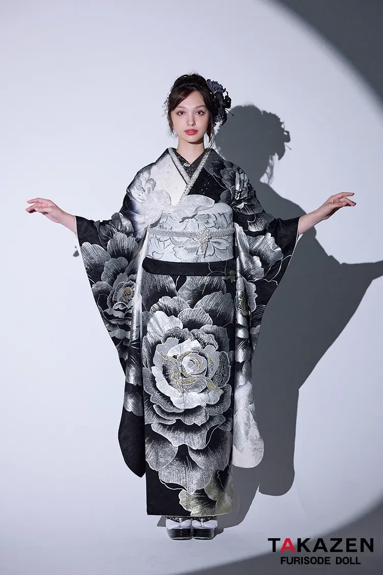 夏祭SALE!! 振袖フルセット　ゴシック振袖セット　アールヌーヴォー薔薇に小鳥 クール系 黒/シルバー(銀色) 薔薇柄 一番人気 派手 目立つ かっこいい