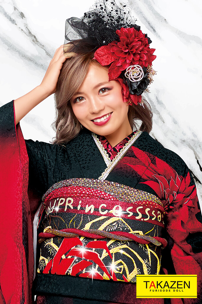 派手豪華モード振袖 柄少なめおしゃれ 黒 赤 Mode 成人式振袖は 派手で目立つモード系振袖 成人式振袖 卒業式袴レンタル 前撮りなら Takazen 大阪 梅田 心斎橋 堺 兵庫 神戸 奈良の店舗へ