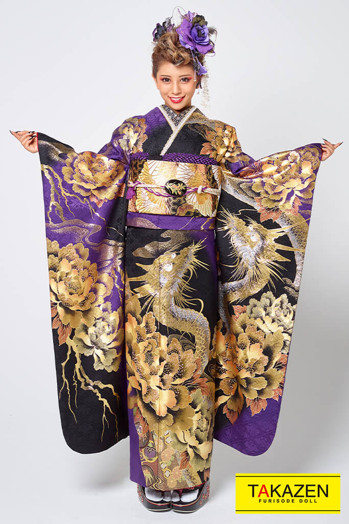 成人式人気着物 レンタルフルセット 通販可 渋いジャパンモード花魁風 龍柄派手目立つ 紫 黒 ゴールド 金色 Japan Mode 振袖 袴レンタルなら Takazen 大阪 心斎橋 堺 兵庫 神戸 奈良の店舗へ 成人式人気着物 レンタルフルセット 通販可 渋いジャパンモード花魁風 龍柄派手目立つ 紫 黒 ゴールド 金色 Japan Mode 振袖 袴レンタルなら Takazen 大阪 心斎橋 堺 兵庫 神戸 奈良の店舗へ