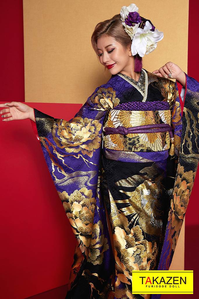 渋いジャパンモード花魁風 龍柄派手目立つ 紫 黒 ゴールド 金色 通販可 成人式振袖 卒業式袴レンタル 前撮りなら Takazen 大阪 梅田 心斎橋 堺 兵庫 神戸三宮 奈良の店舗へ