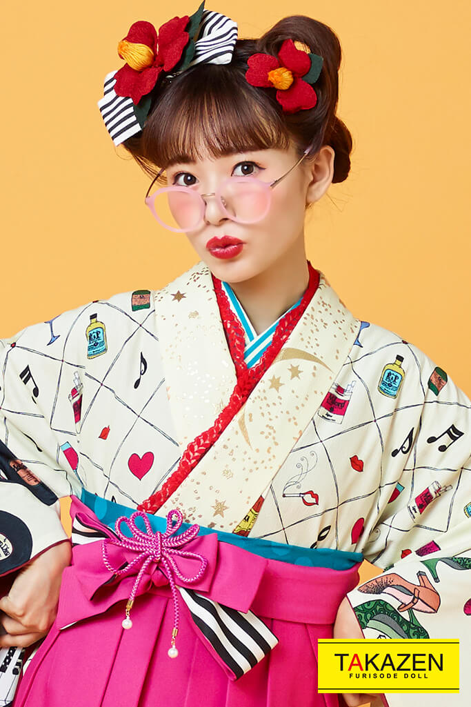 卒業式袴レンタル 通販可 個性的レトロ目立つ 派手可愛い ピンク 白 クリーム R レトロ 振袖 袴 レンタルなら Takazen 大阪 心斎橋 堺 兵庫 神戸 奈良の店舗へ 卒業式袴レンタル 通販可 個性的レトロ目立つ 派手可愛い ピンク 白 クリーム R レトロ 振袖 袴 レンタルなら Takazen 大阪 心斎橋 堺 兵庫 神戸 奈良の店舗へ