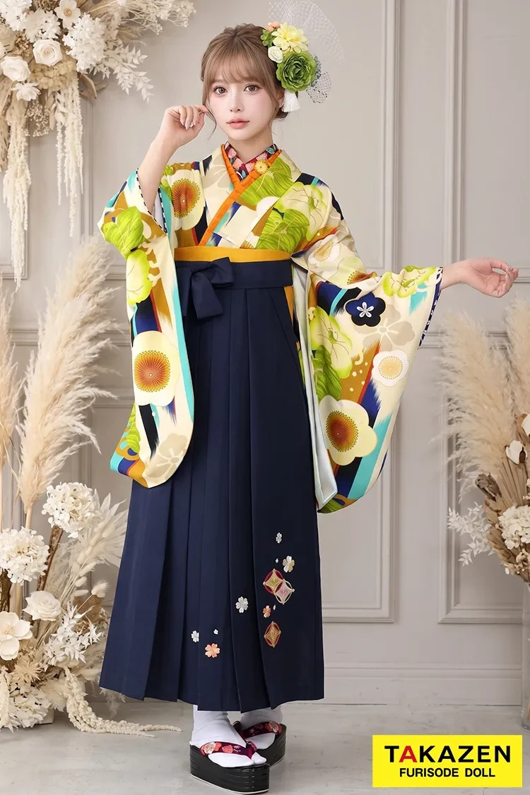TAKAZENのレンタル袴 JAPANSTYLE×中村里砂ブランド袴　黄緑/水色　梅柄　寒色系のレトロポップな袴　可愛い　個性的【通販可】R31026