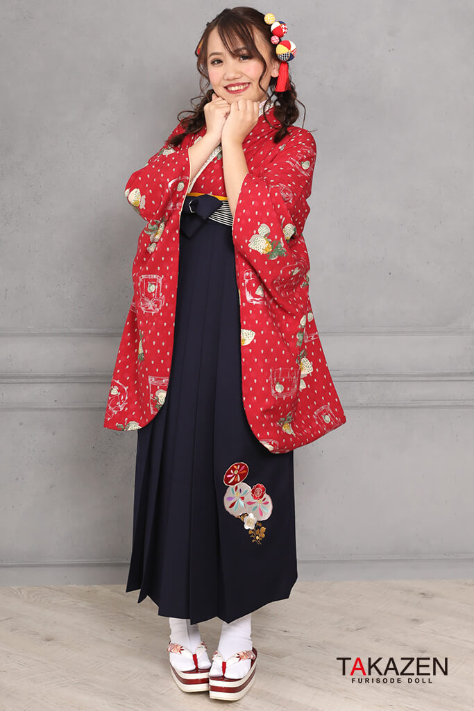 TAKAZENのレンタル袴 レトロ　赤　苺柄　可愛い　個性的【通販可】R31048
