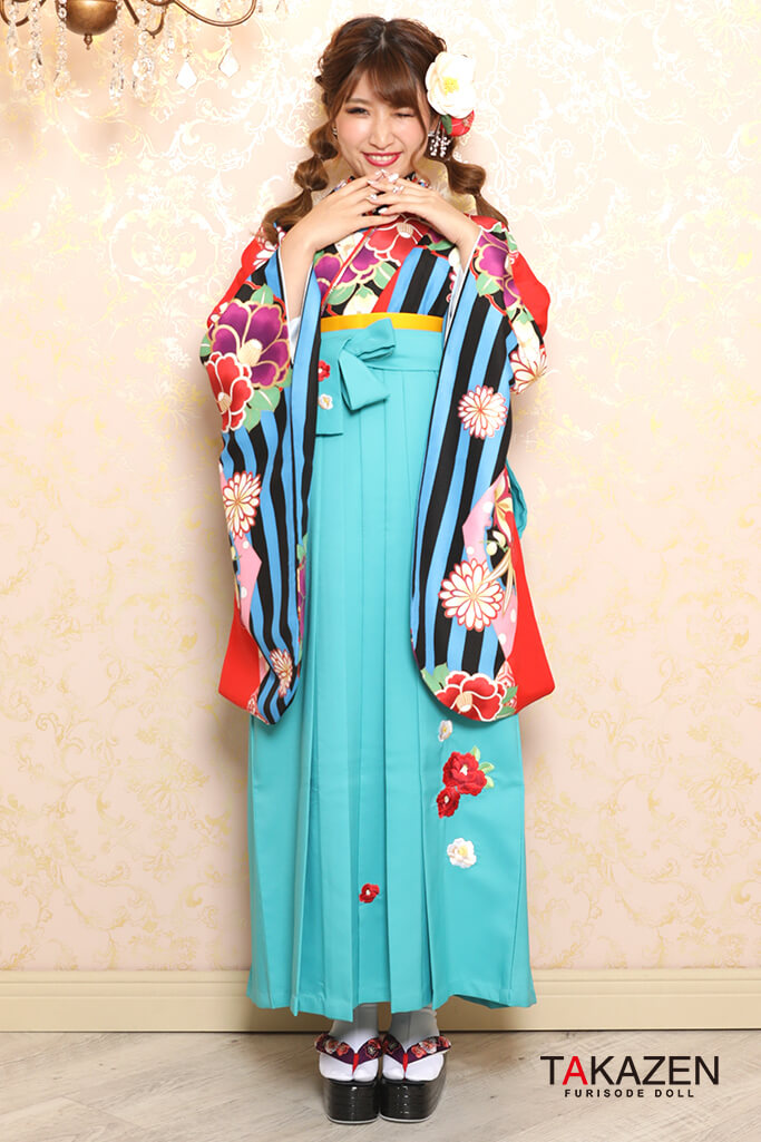 TAKAZENのレンタル袴 レトロ　ブルー(青色)/赤　椿柄/ストライプ　個性的　Barbie　モダン【通販可】R32034