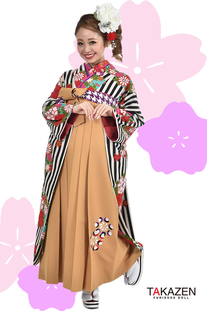 TAKAZENのレンタル袴 レトロ　黒/白/ピンク　ストライプ/花柄　人気　個性的　かわいい　華やか【通販可】RY059