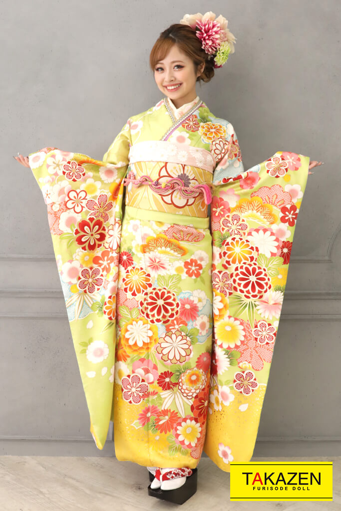 成人式振袖 レンタルフルセット 通販可 かわいい古風古典 ポップな菊柄 黄 グリーン 黄緑 Yk0146 古典 成人式は上品で優雅な古典振袖 振袖 袴レンタルなら Takazen 大阪 心斎橋 堺 兵庫 神戸 奈良の店舗へ