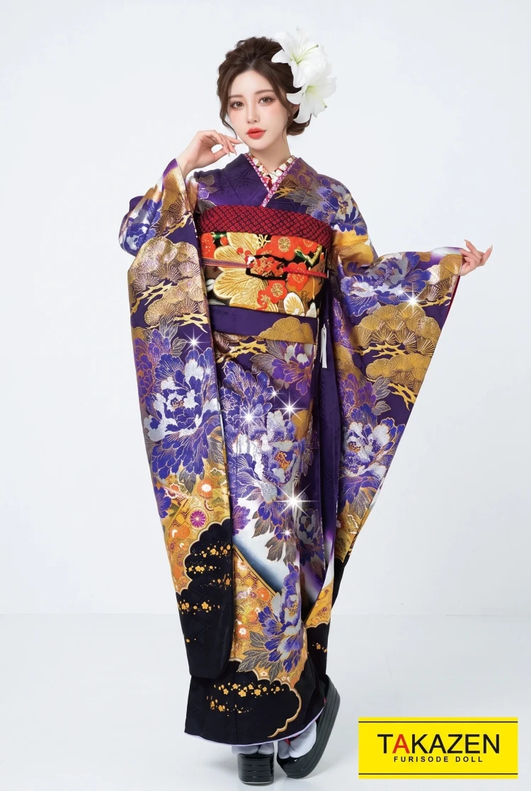 TAKAZENのレンタル振袖 ジャパンモード　紫/黒/金(ゴールド)　松柄/牡丹柄　花魁風　渋い　キラキラスワロフスキー付き　派手振袖　目立つ　ゴージャス【通販可】23045