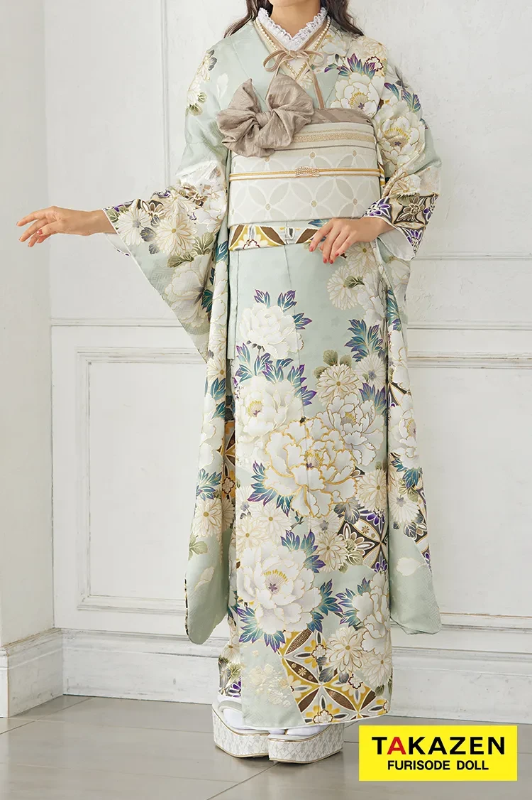 TAKAZENのレンタル振袖 くすみカラー古典　ミントグリーン/淡色　牡丹柄　大人っぽい　エレガント　清楚　透明感のある振袖【通販可】24026