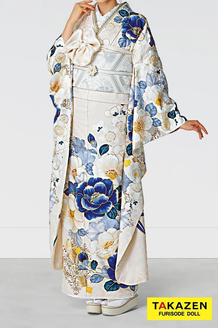 TAKAZENのレンタル振袖 正統派古典　クリーム/青　椿柄　上品　寒色系　かわいい　統一感のある着こなし【通販可】25067