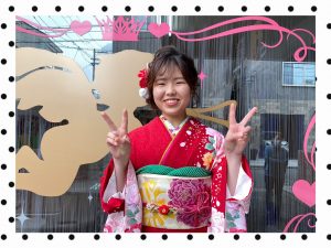前撮り　振袖　カワイイ　薔薇