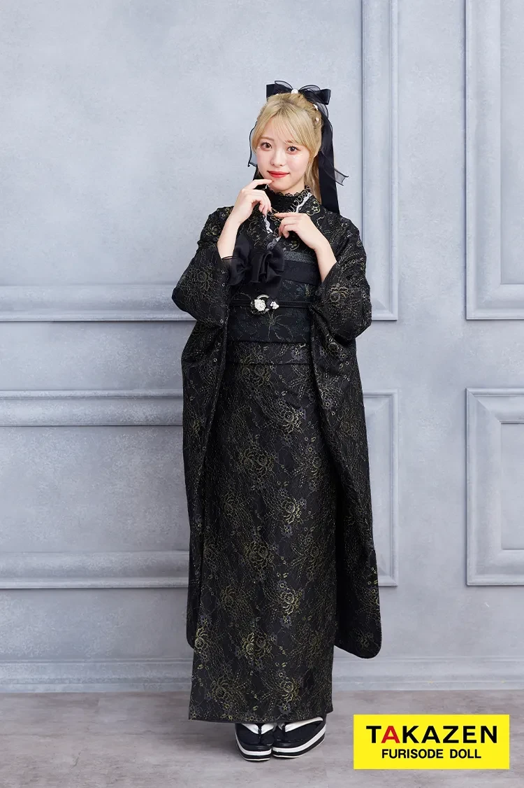 TAKAZENのレンタル振袖 格安！ヴィンテージスタイル　黒/ブラック　総レース　おしゃれ振袖　ブーツスタイル　レース小物コーデ【通販可】23013
