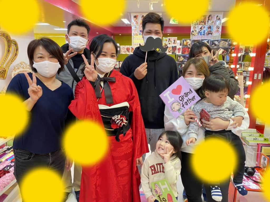 ♡28日　大人気★パンフ表紙の赤無地振袖の可愛い振袖姫ちゃん