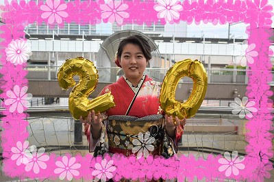 成人式　卒業式　振袖　袴　前撮り