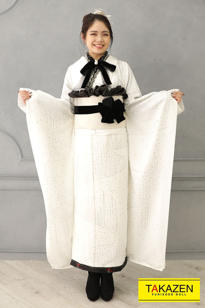 絶対目立つシンプルかわいいヴィンテージレトロ22年新作 キラキラスワロフスキー付き 白 Yk181 成人式振袖 卒業式袴レンタル 前撮りなら Takazen 大阪 梅田 心斎橋 堺 兵庫 神戸 奈良の店舗へ