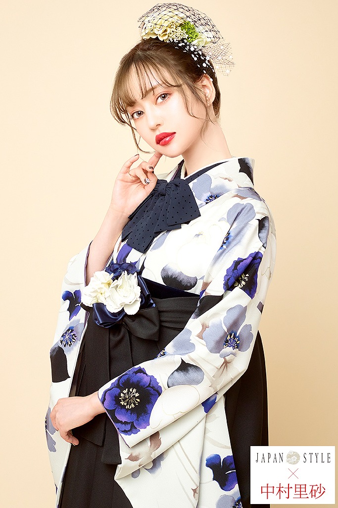 卒業式袴レンタル 通販可 大人っぽいおしゃれレトロ Japan Style 中村里砂 白 オフホワイト 紫 R214 レトロ 振袖 袴レンタルなら Takazen 大阪 心斎橋 堺 兵庫 神戸 奈良の店舗へ
