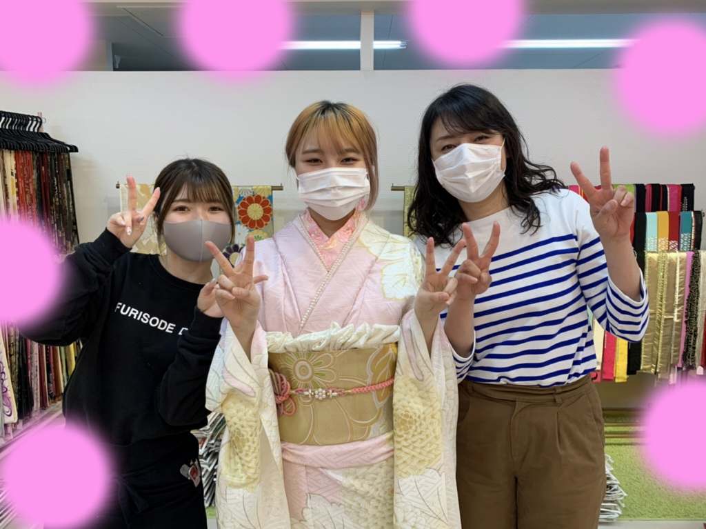 古典柄　ピンク　カワイイ　シンプル　振袖　袴