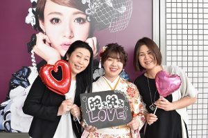 成人式　卒業式　振袖　袴　前撮り