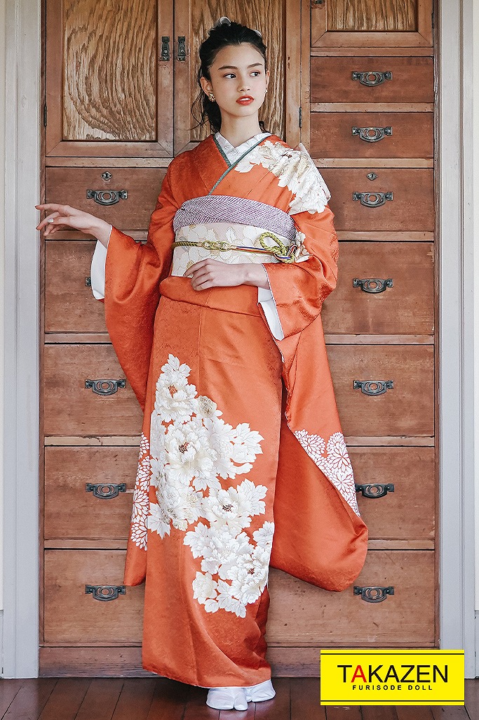 人と被らないシンプルで目立つおしゃれヴィンテージ古典22年新作 Coto Made オレンジ 白 K329 成人式振袖 卒業式袴レンタル 前撮りなら Takazen 大阪 梅田 心斎橋 堺 兵庫 神戸 奈良の店舗へ