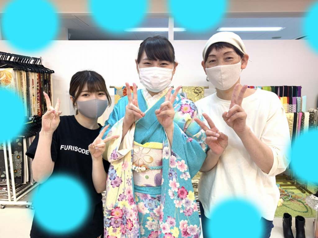 TAKAZEN　タカゼン　　青色　派手　キラキラ　振袖　成人式　レンタル