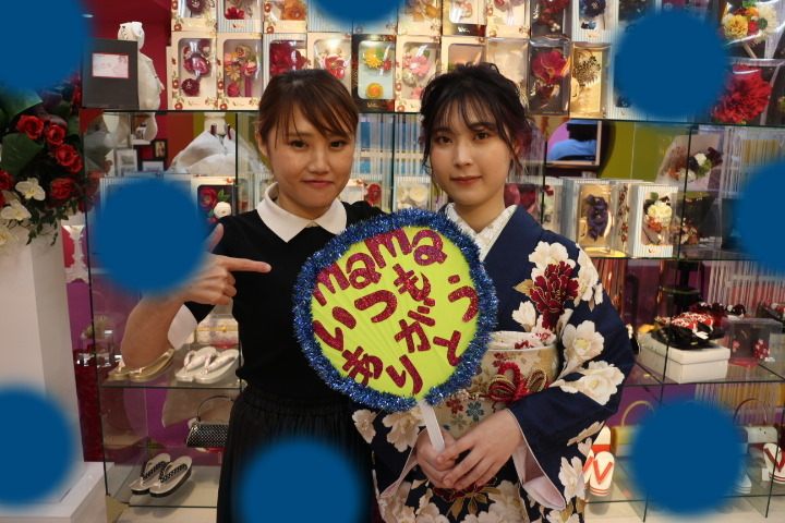 TAKAZEN　タカゼン　モード　黒色　青色　派手　キラキラ　振袖　成人式　レンタル