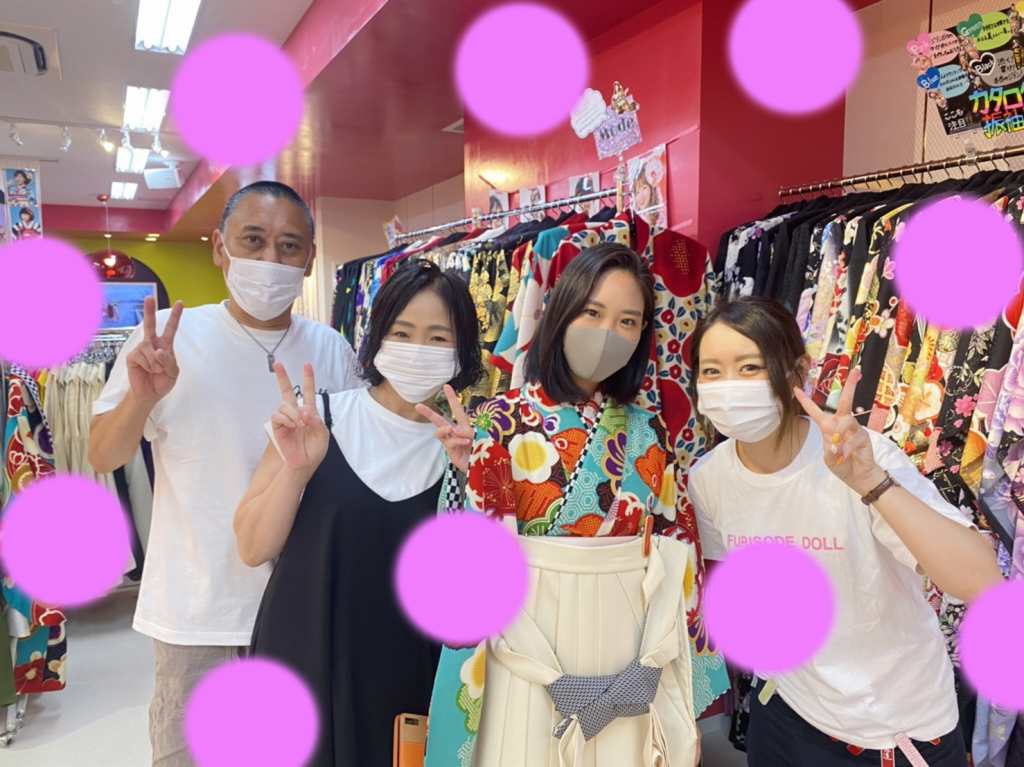 【TAKAZEN神戸店】♡9日　成人式の振袖顧客様♪卒業式当日はレトロな雰囲気で白の袴コーデの可愛い姫ちゃん♡