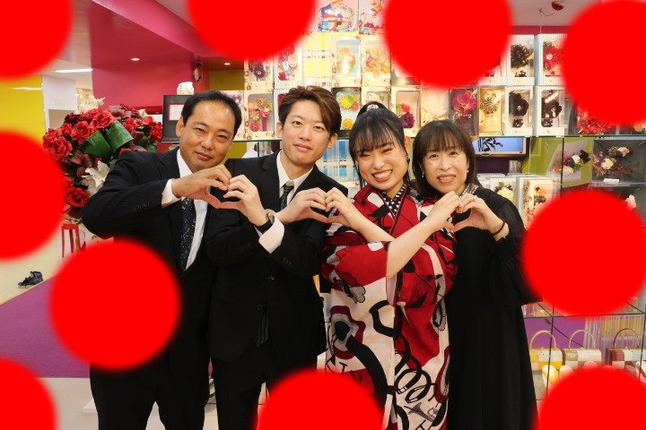 TAKAZEN　タカゼン　モード　黒色　青色　派手　キラキラ　振袖　成人式　レンタル