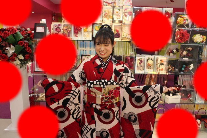 TAKAZEN　タカゼン　モード　黒色　青色　派手　キラキラ　振袖　成人式　レンタル