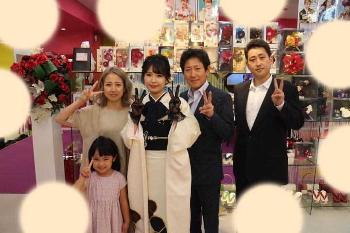 TAKAZEN　タカゼン　モード　黒色　青色　派手　キラキラ　振袖　成人式　レンタル