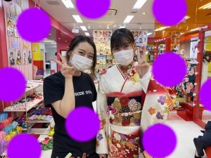 TAKAZEN　タカゼン　白　赤　古典柄　振袖　成人式　レンタル