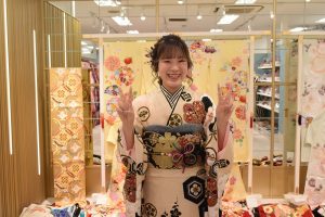 レトロ　フリル　振袖レンタル