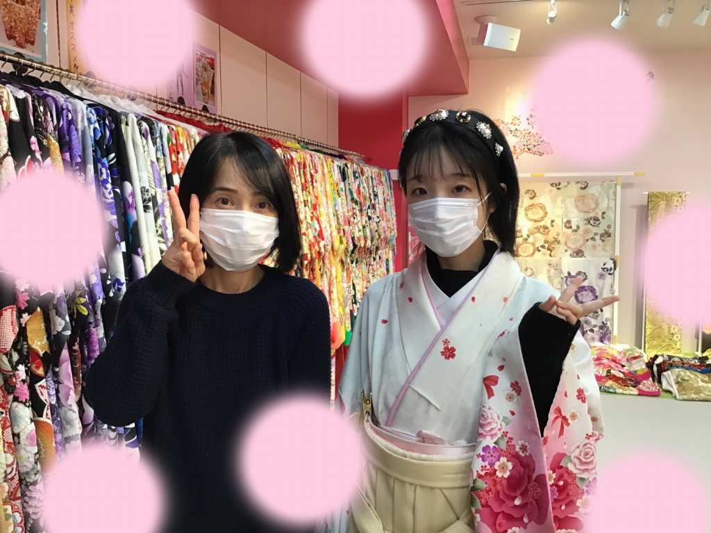 TAKAZEN　タカゼン　モード　黒色　青色　派手　キラキラ　振袖　成人式　レンタル