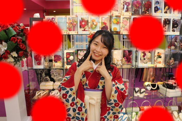 TAKAZEN　タカゼン　モード　黒色　青色　派手　キラキラ　振袖　成人式　レンタル