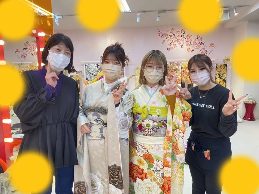 【TAKAZEN神戸店】♡11日　今日の振袖コーデは黄緑色のモードをご紹介＆双子のヴィンテージ×古典柄の可愛い姫ちゃん♡