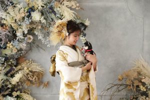 ヴｨンテージ　くすみ　振袖レンタル