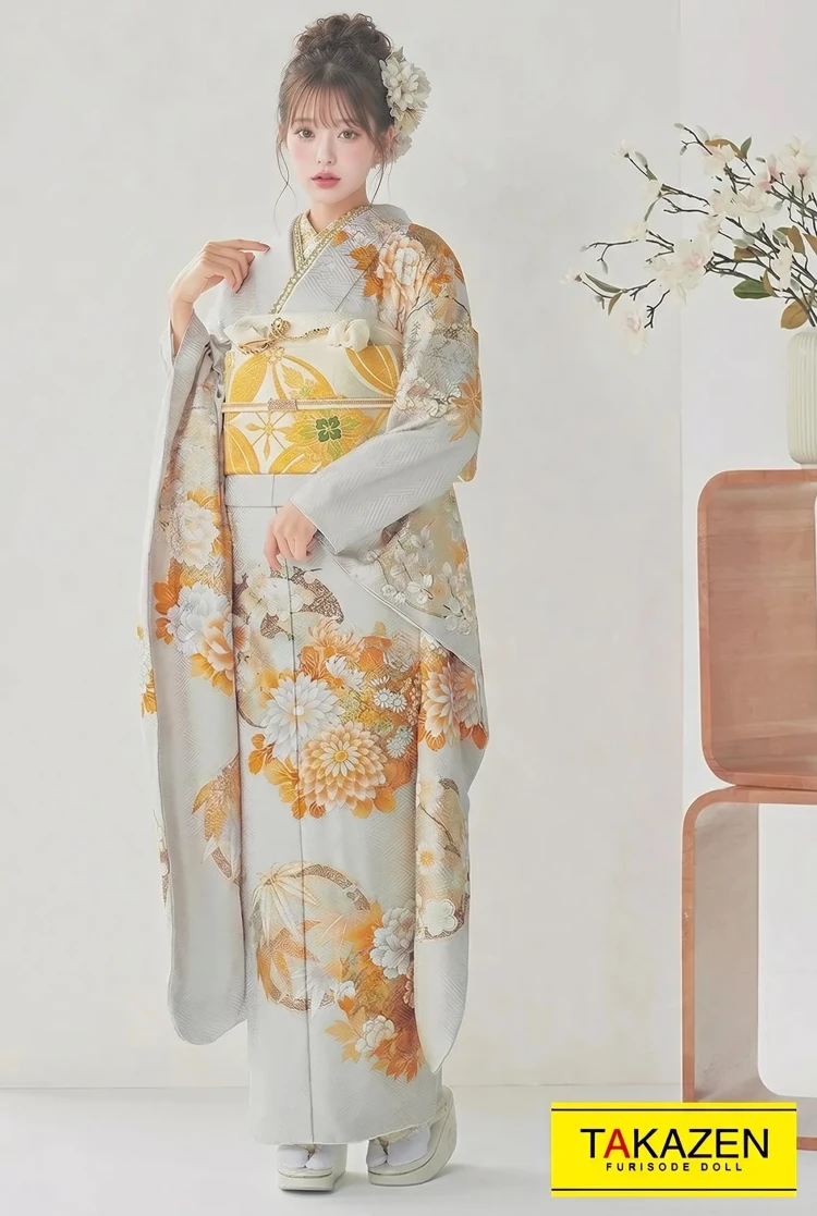 TAKAZENのレンタル振袖 正統派古典　グレー/ゴールド(金色)/ニュアンスカラー　菊柄　ヴィンテージスタイル　金彩刺繍京友禅　流行【通販可】23027