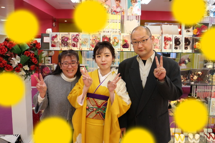 TAKAZEN　タカゼン　モード　黒色　青色　派手　キラキラ　振袖　成人式　レンタル