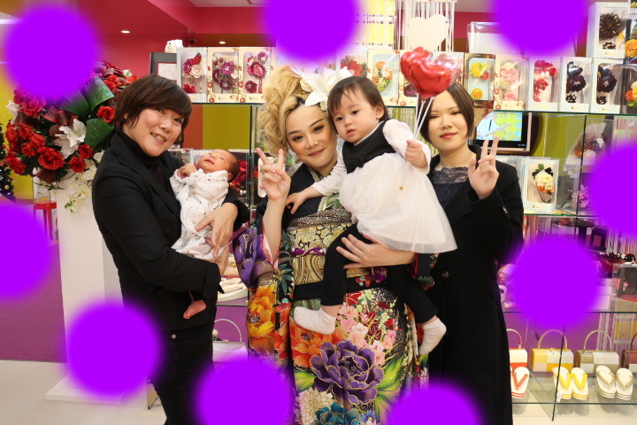 TAKAZEN　タカゼン　モード　黒色　青色　派手　キラキラ　振袖　成人式　レンタル