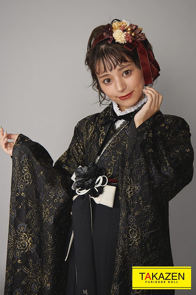 TAKAZENのレンタル袴 レトロ　黒/モノトーン　総レース　おしゃれ　量産型　個性的な着こなし　オールブラック　ブーツスタイル【通販可】R22042