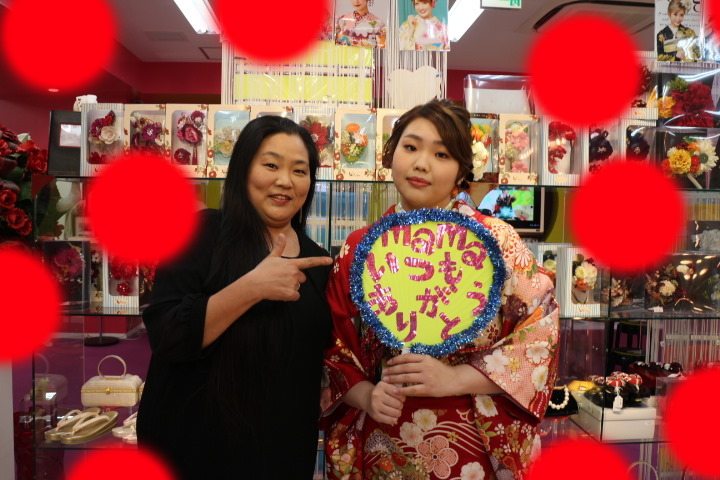 TAKAZEN　タカゼン　モード　黒色　青色　派手　キラキラ　振袖　成人式　レンタル