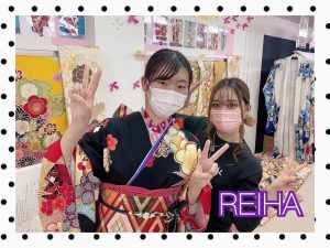 レトロ古典　黒地振袖　古典振袖