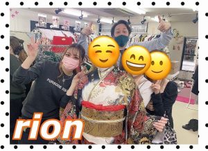 赤　黒　白　ゴールド　振袖　かっこいい