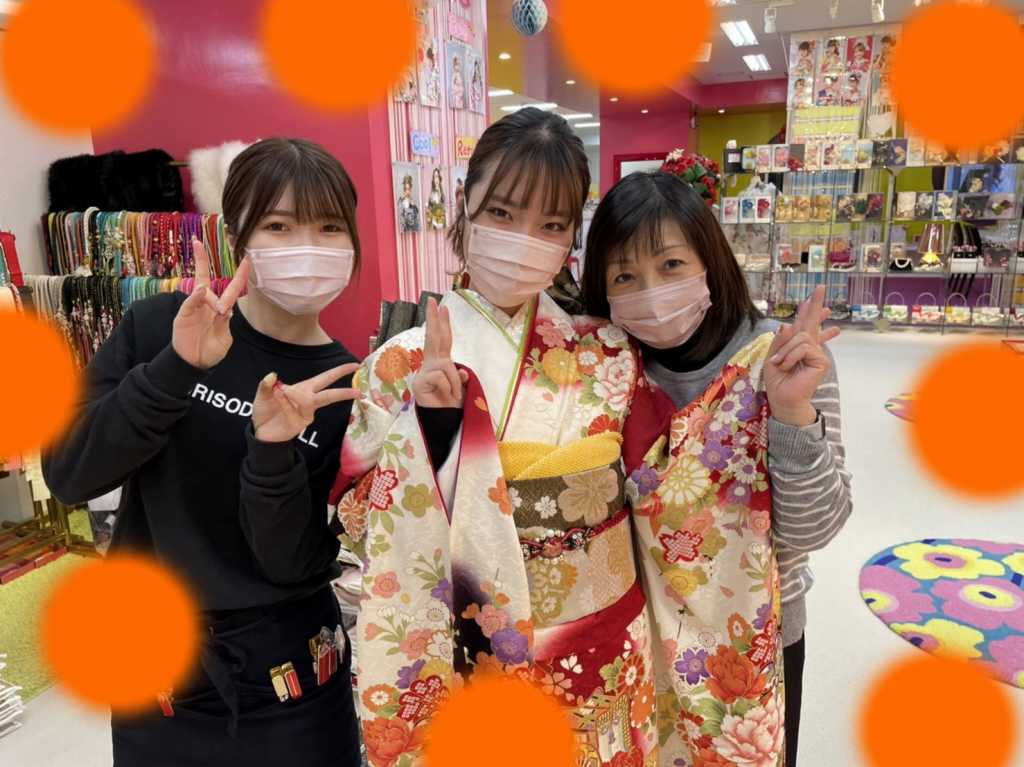 TAKAZEN　タカゼン　モード　黒色　青色　派手　キラキラ　振袖　成人式　レンタル