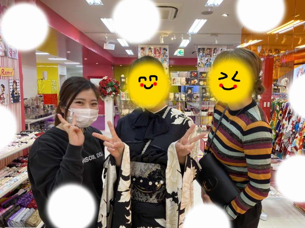 TAKAZEN　タカゼン　モード　黒色　青色　派手　キラキラ　振袖　成人式　レンタル