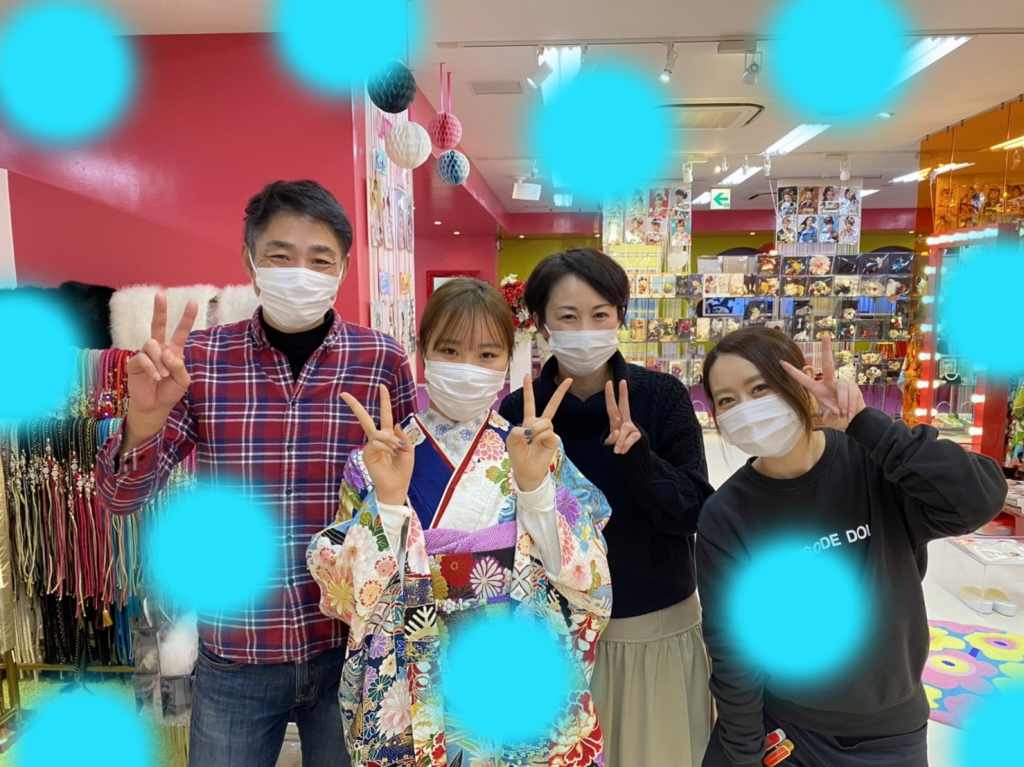 TAKAZEN　タカゼン　振袖　成人式　レンタル　古典柄　白地