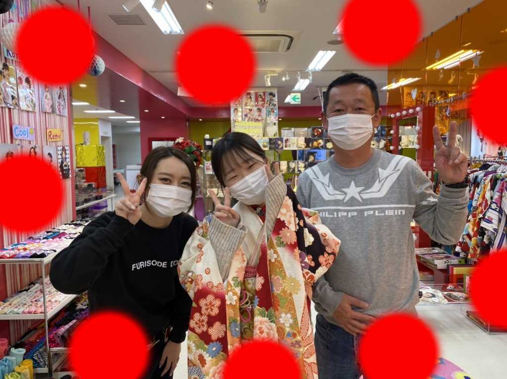 TAKAZEN　タカゼン　モード　黒色　青色　派手　キラキラ　振袖　成人式　レンタル