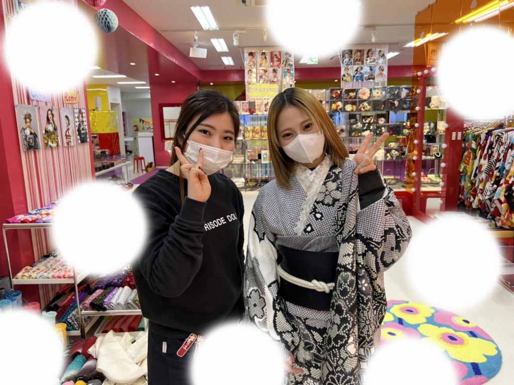TAKAZEN　タカゼン　モード　黒色　青色　派手　キラキラ　振袖　成人式　レンタル