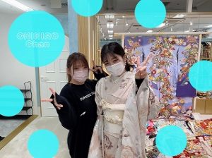ヴｨンテージ　くすみ　振袖レンタル
